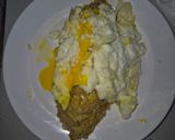 Foto langkah ke 7 dari resep Omurice white with japanese curry sederhana pakai bumbu kari instan (nasi goreng ala Kyoto Jepang).