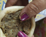 इंदोरी कचोरी (kachori recipe in marathi) रेसिपी स्टेप 2 फोटो 
