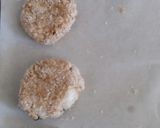 Foto del paso 5 de la receta: Galletitas pera y pasas!!