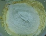 Foto langkah ke 2 dari resep 526.BoterKoek - Dutch Butter Cake 1 telur.