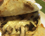 Foto del paso 4 de la receta: Quesadilla de Hongos
