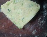 मटर की रोटी(Matar ki roti recipe in hindi) रेसिपी चरण 3 फोटो