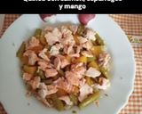 Foto del paso 9 de la receta: Quinoa con salmón, espárragos y mango