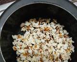 Salted popcorn