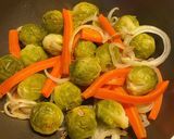 Une image de l'étape 3 de Nouilles sautées au bœuf.
