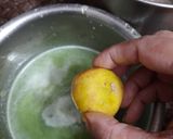 A picture of step 4 of Detox cucumber juice.