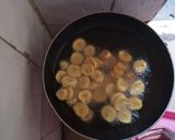 A picture of step 1 of Plantain frittata.