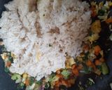 Foto langkah ke 3 dari resep Nasi Goreng Sayur Tanpa Kecap.