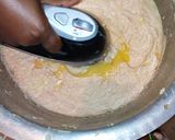 A picture of step 6 of Cherry giftcakes.