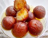 A picture of step 6 of Gulab jamuns.