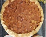 Une image de l'étape 18 de Tarte aux pommes caramélisé à la crème, coulis de caramel maison.