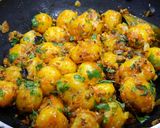 A picture of step 8 of Spicy Bombay Potatoes.