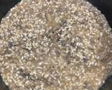 Domowe risotto z pieczarkami i wędzonym boczkiem krok przepisu 3 zdjęcie