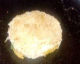A picture of step 4 of Sun sandwich.