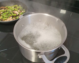 Foto del paso 1 de la receta: Pasta con espirulina vegetariana