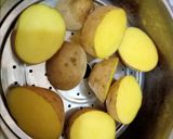 Foto langkah ke 1 dari resep Potato Cheese Bitterballen.