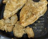 A picture of step 1 of Chicken butter masala.
