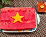 Hình bước làm 3 của món Cách làm cờ đỏ sao vàng đơn giản