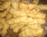 Foto langkah ke 5 dari resep Cheetos tahu campur parutan wortel.