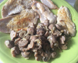 Foto del paso 3 de la receta: Champiñones al ajillo y vino de Jerez 🍄