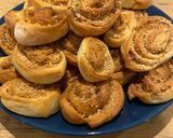 A picture of step 9 of Vegan cinnamon rolls.