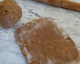 Foto del passaggio 4 della ricetta Biscotticchi con lenticchie rosse