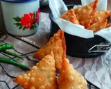 Foto langkah ke 11 dari resep Irani Samosa with homemade samosa sheet.