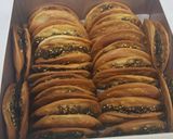 صورة لخطوة 5 من وصفة كراكرز الزعتر