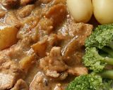 A picture of step 8 of Vickys Pork & Apple Casserole, GF DF EF SF NF.
