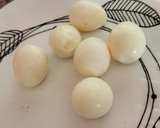 Foto del paso 3 de la receta: Huevos de codorniz al plato con sobrasada y queso