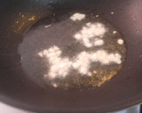 Foto del paso 1 de la receta: Tortilla de espinacas con setas