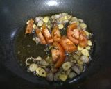 Foto langkah ke 2 dari resep Kangkung Saus Tiram.