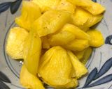 Hình bước làm 1 của món Chả Kho Thơm