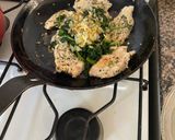 Foto del paso 2 de la receta: Pechuga a la plancha con acelga