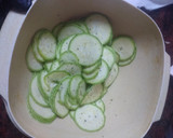 Foto del paso 2 de la receta: Falsa lasaña de chips de papas, pavo y calabacín