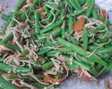 Foto langkah ke 4 dari resep Saute Buncis Enoki.