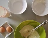 Une image de l'étape 1 de Crêpes sucrées faciles !.