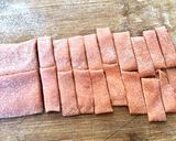 Foto del passaggio 3 della ricetta Pappardelle con concentrato di pomodoro