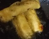 A picture of step 6 of Chicken and vege roll.