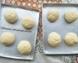 Foto langkah ke 5 dari resep Korean Garlic Cheese Bread tanpa diulen.