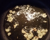 Foto del paso 3 de la receta: Guiso de albóndigas de bacalao