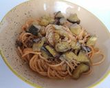 Foto del passaggio 3 della ricetta Pasta con melanzane e pomodorini