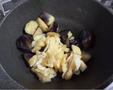 A picture of step 2 of Aubergine Miso Soup.