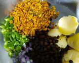 ભેળ (Bhel Recipe In Gujarati) રેસીપી સ્ટેપ2ફોટો