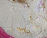 Foto langkah ke 2 dari resep 35. Condensed Milk Pound Cake.