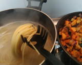 Foto del paso 2 de la receta: Espaguetis con boniato y verduras a la sartén