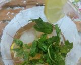 A picture of step 2 of Peach ice tea.