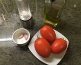 A picture of step 1 of Spanish-Style Tomato Bread.