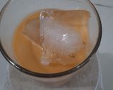 Foto langkah ke 3 dari resep Thai Tea Espresso.