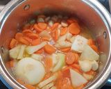 Gyors csirkehúsleves borsóval recept fázis 4 fotója